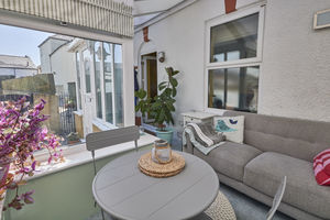 Garden Room- click for photo gallery